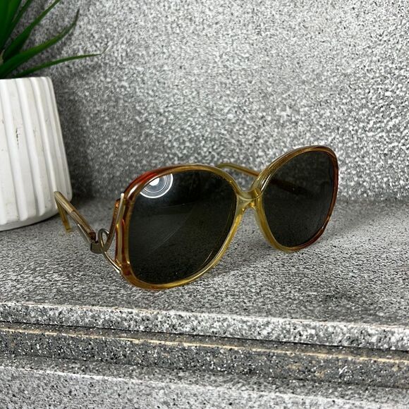 Squared Fashion Sunglasses - Picture 1 of 6